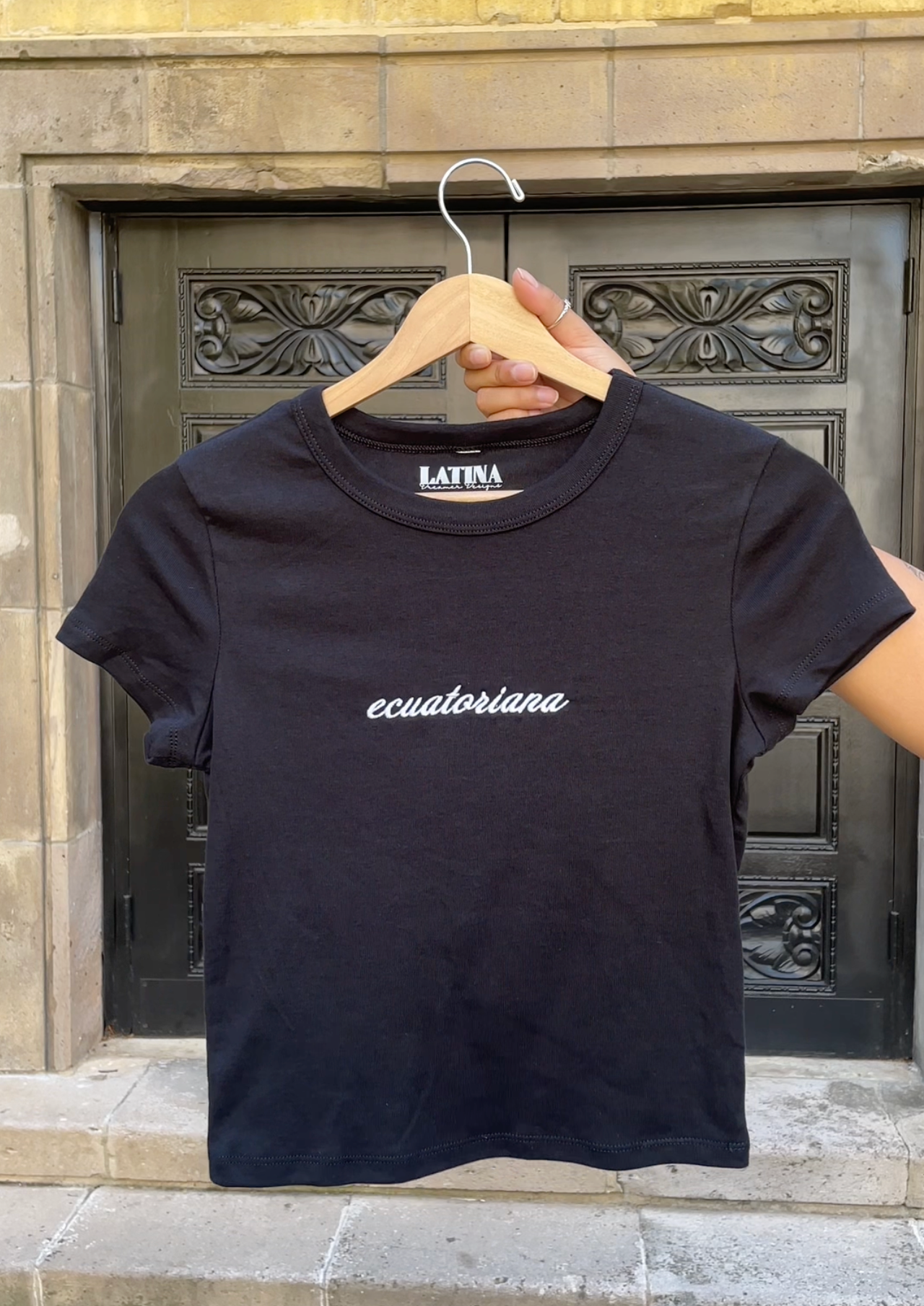 'Ecuatoriana' Embroidered Rib Baby Tee