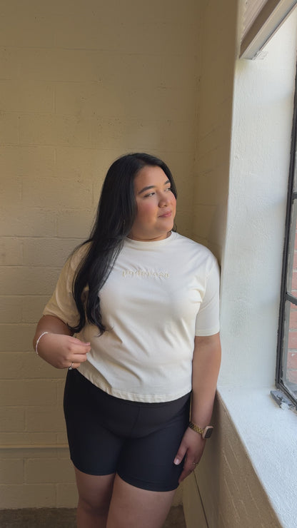 'Poderosa' Ivory Boxy Crop Top
