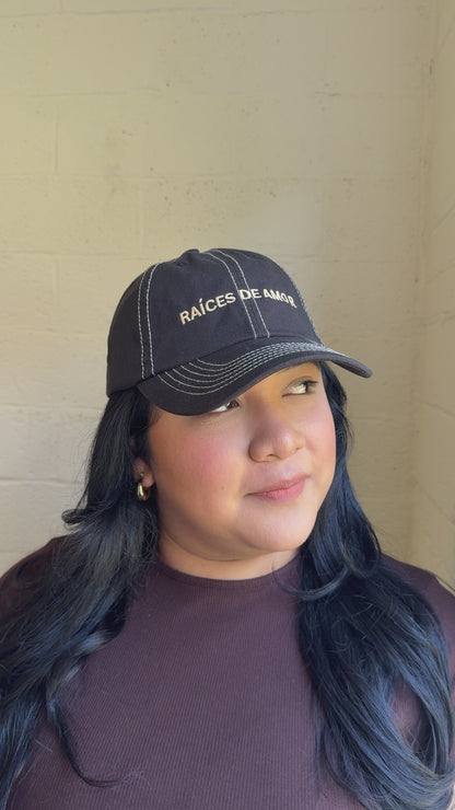 'Raíces De Amor' Black Stitched Hat